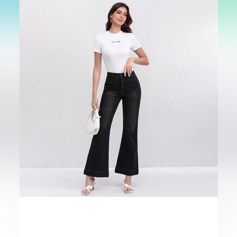Chic Black Flare Jeans for Women